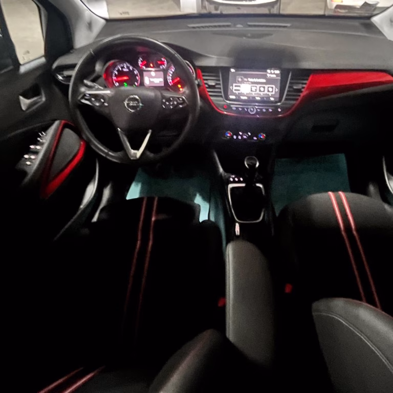 RENAULT Opel CROSSLAND - Hani location