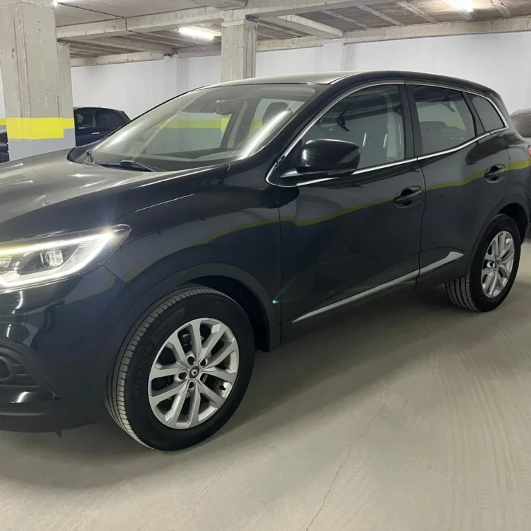 Renault Kadjar noir automatique location Tlemcen